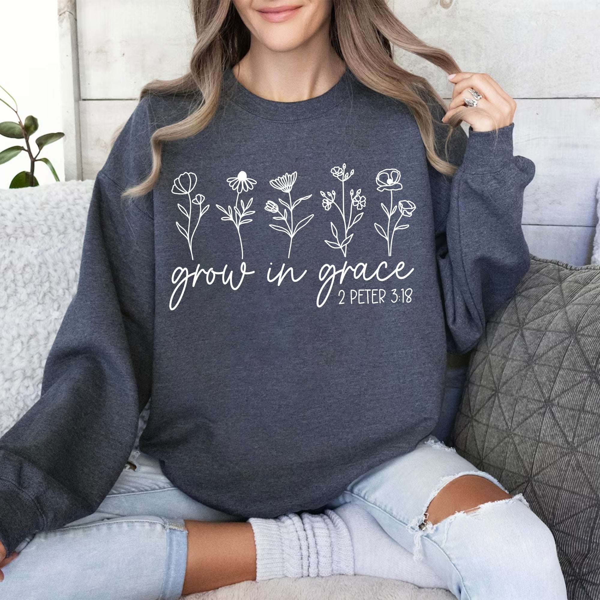 Sandjest Christian T-Shirt Grow in Grace Gift for Jesus Lover Bible Lovers