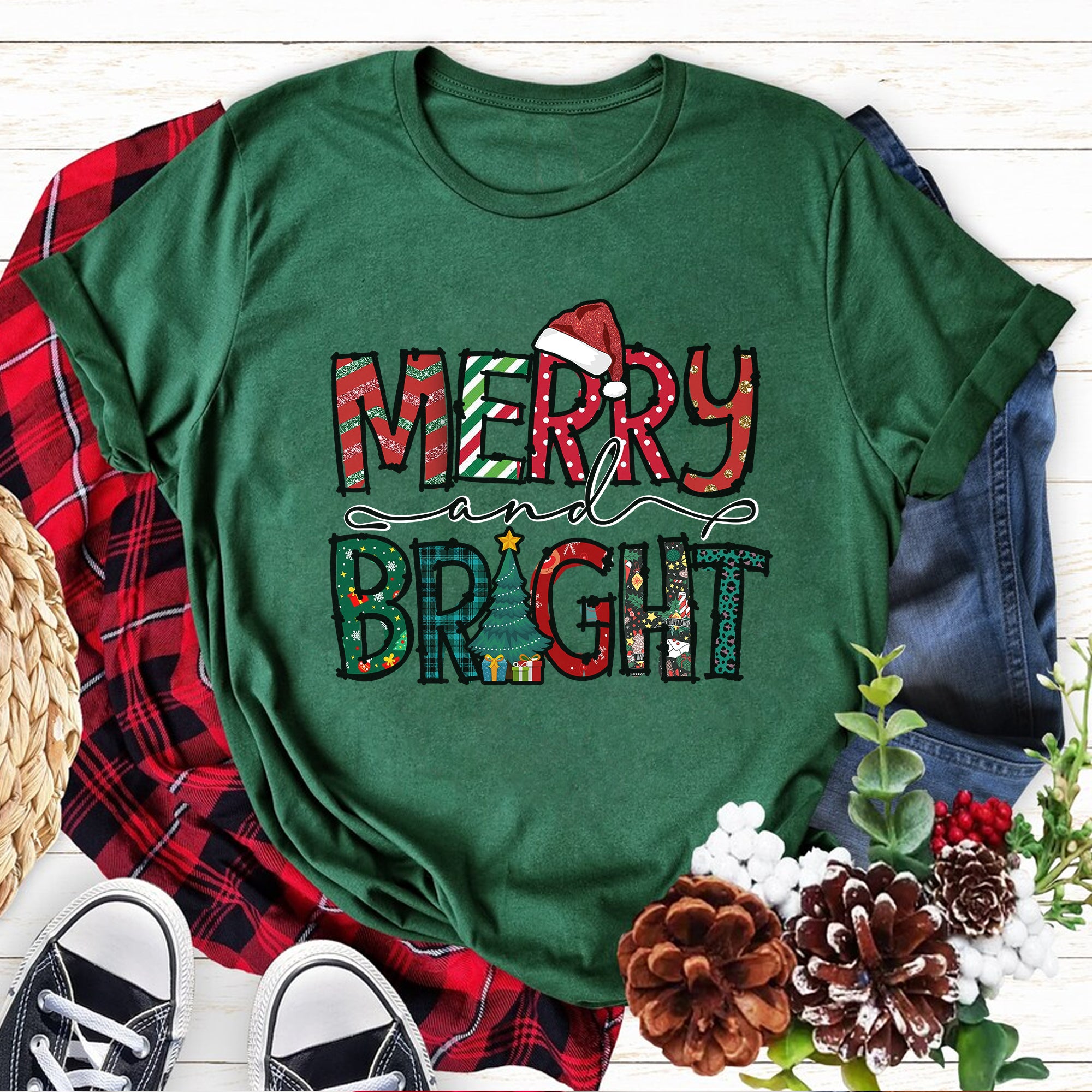 Sandjest Women Christmas Sweatshirt, Christmas Shirt for Mom, Family Christmas Tee, Christmas Party Outfit, Holiday Shirt for Girl