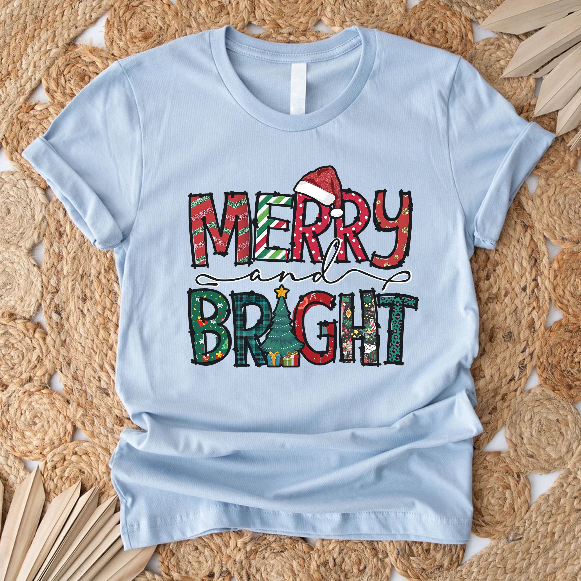 Sandjest Women Christmas Sweatshirt, Christmas Shirt for Mom, Family Christmas Tee, Christmas Party Outfit, Holiday Shirt for Girl