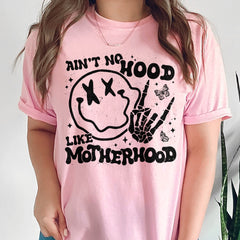 Sandjest Mom T-Shirt Ain??t No Hood Like Motherhood Gift for Mother Mommy Mama