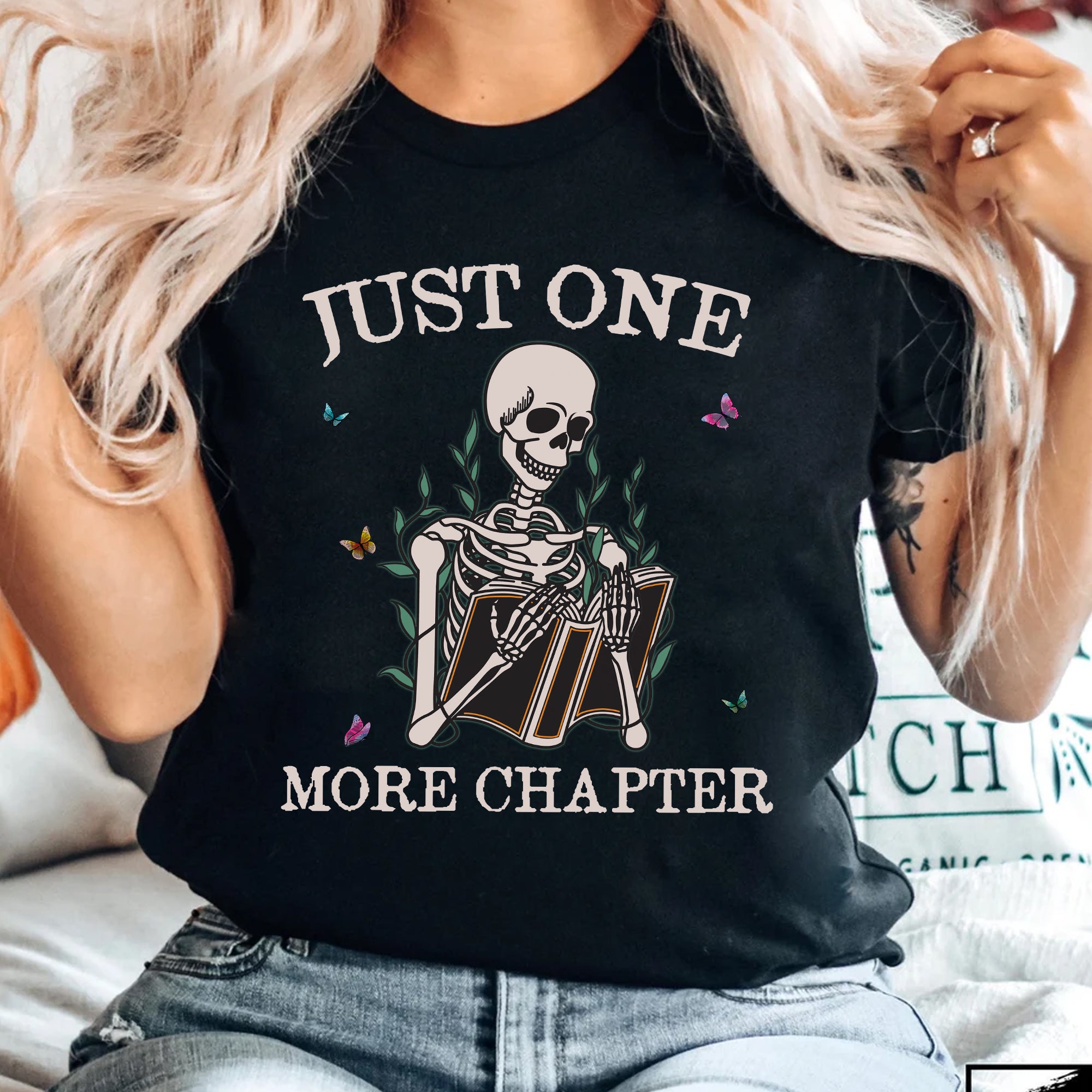Sandjest Book Lover T-Shirt Just One More Chapter Gift for Bookworm Librarian