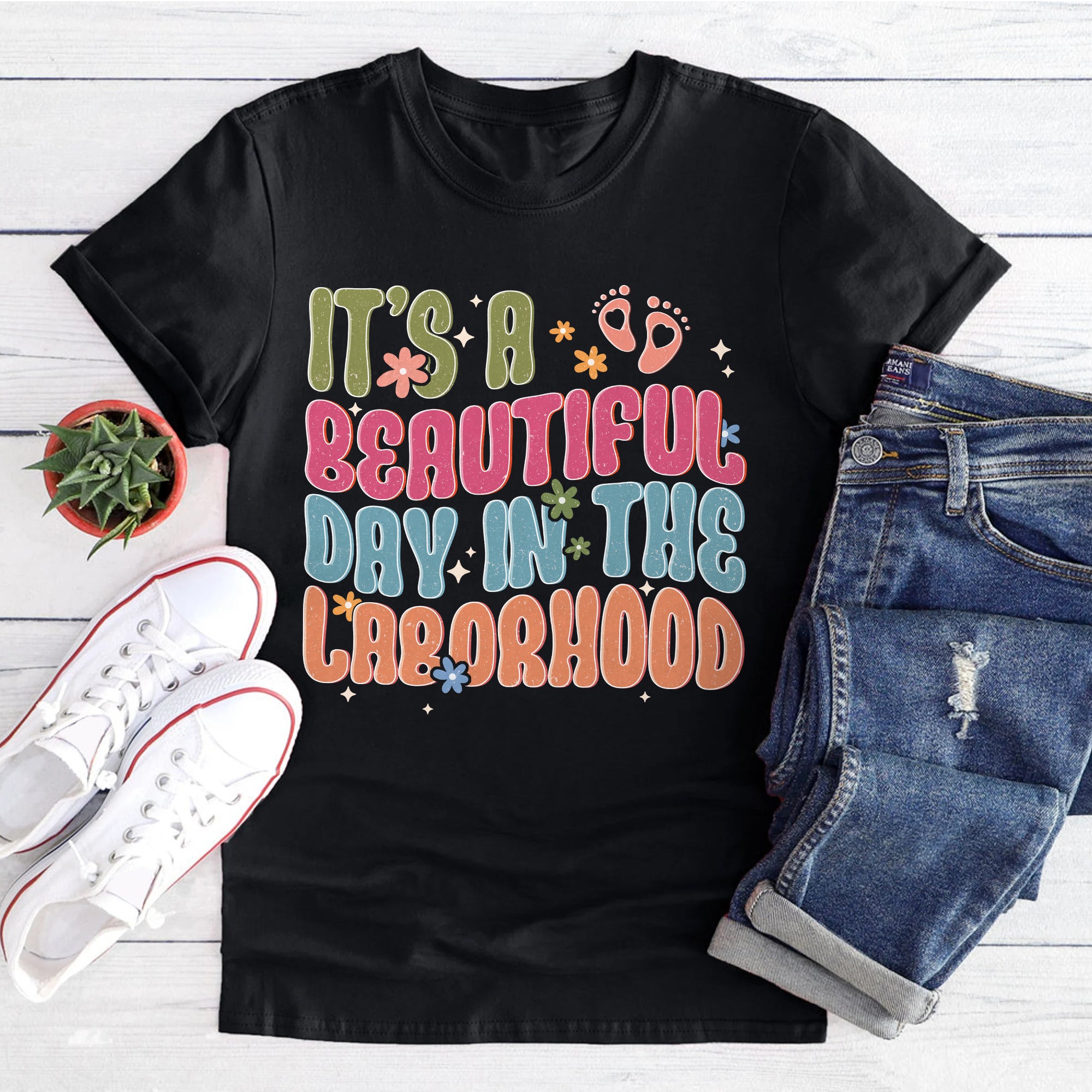 Sandjest Labor Nurse T-Shirt It¡¯s a Beautiful Day in the Laborhood Gift for Labor Nurses L&D Nurse OB Doctor