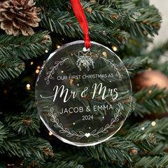 Personalized First Christmas Married Ornament - Newlywed Gifts, Glass Ornament for Couple, Christmas Tree Decoration