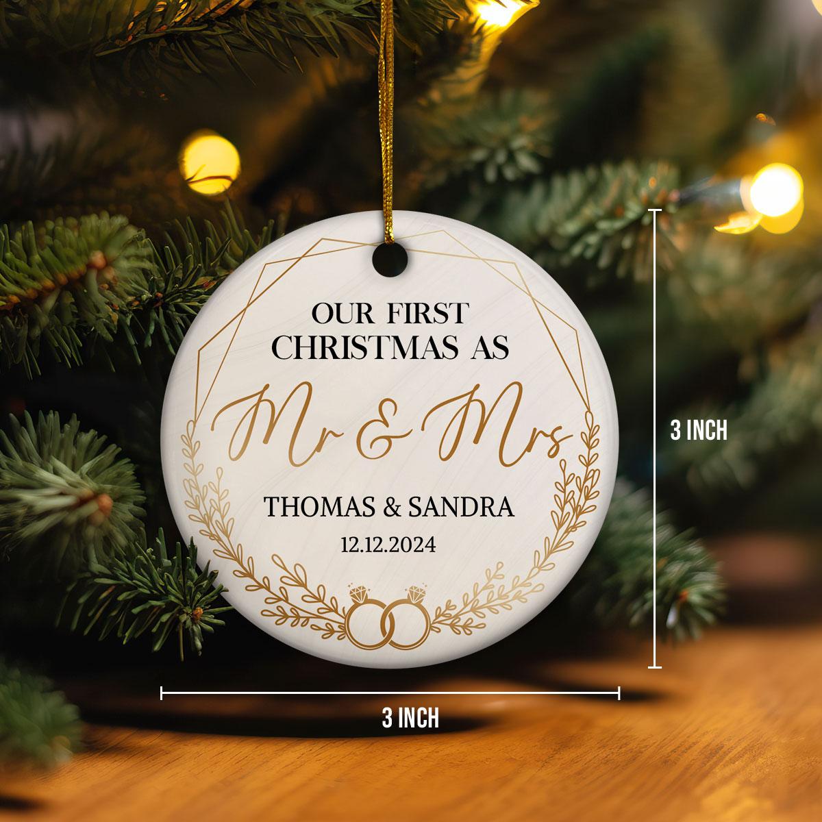 Personalized First Christmas Mr and Mrs Ornament Custom Photo Picture Couple Ceramic Double Sided Ornaments Wedding Marriage Keepsake Gifts for Newlywed Couple Christmas Tree Decorations