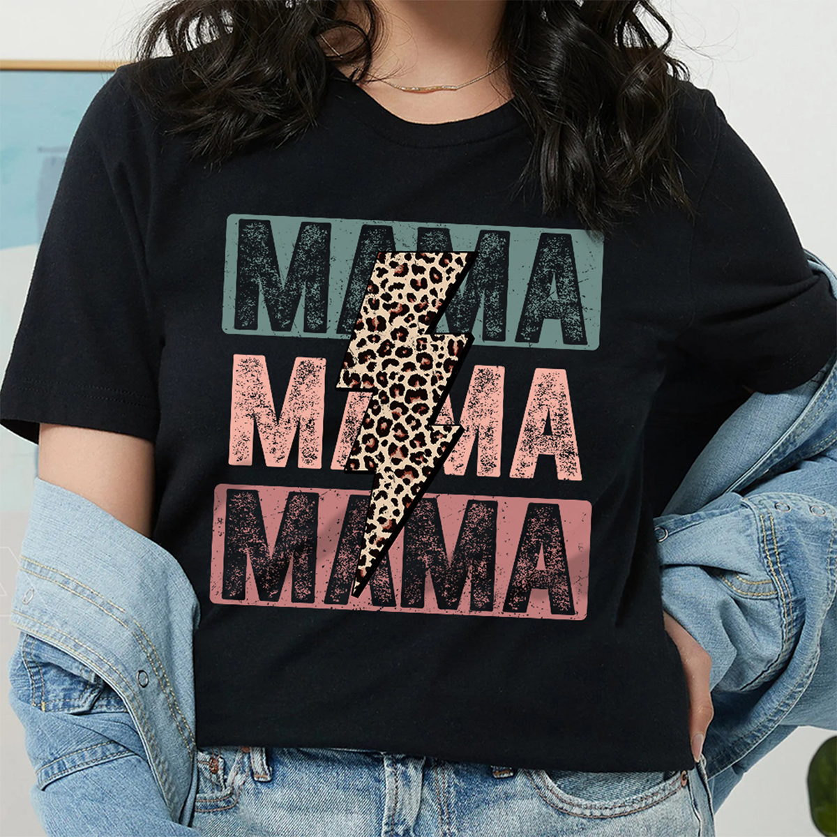 Sandjest Mom T-Shirt Leopard Style Gift for Women Mother Friend Mommy Mama