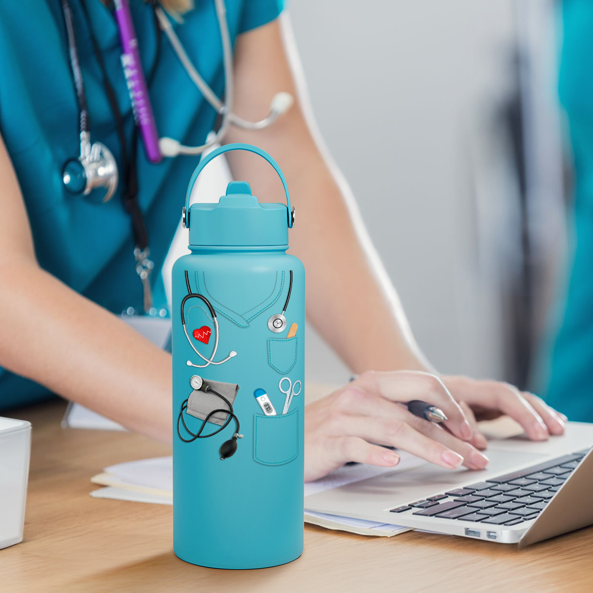 Mint Nurse SipChic | Straw Lid Water Bottle 32oz
