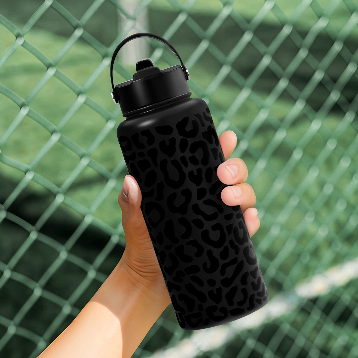 Leopard Water Bottle 32oz Stainless Steel Double Wall Vacuum Insulated with Lid, Leopard Print Water Bottles for Gym Sports Travel Outdoor, Gifts for Women Girls Ladies Birthday Christmas